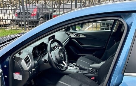 Mazda 3, 2017 год, 1 600 000 рублей, 9 фотография