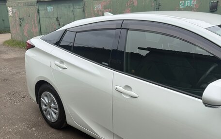 Toyota Prius IV XW50, 2019 год, 1 700 000 рублей, 3 фотография