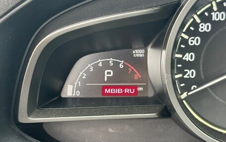 Mazda 3, 2017 год, 1 600 000 рублей, 13 фотография