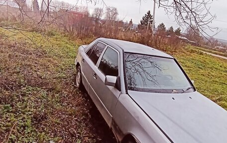 Mercedes-Benz W124, 1992 год, 250 000 рублей, 9 фотография