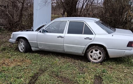 Mercedes-Benz W124, 1992 год, 250 000 рублей, 14 фотография