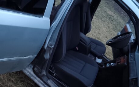 Mercedes-Benz W124, 1992 год, 250 000 рублей, 23 фотография