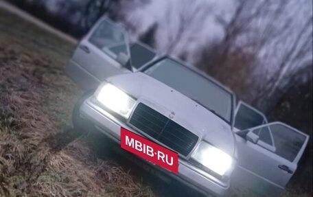 Mercedes-Benz W124, 1992 год, 250 000 рублей, 19 фотография