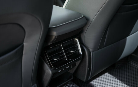 Geely Atlas, 2024 год, 3 125 000 рублей, 16 фотография