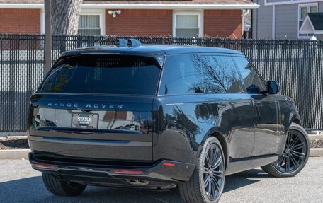 Land Rover Range Rover IV рестайлинг, 2022 год, 18 648 000 рублей, 2 фотография