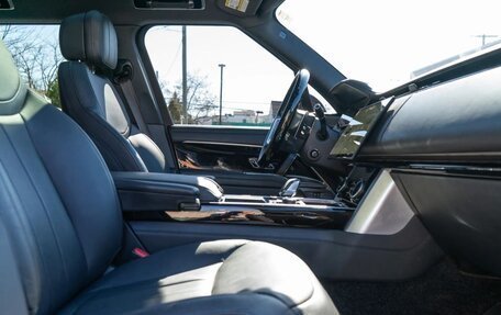 Land Rover Range Rover IV рестайлинг, 2022 год, 18 648 000 рублей, 28 фотография