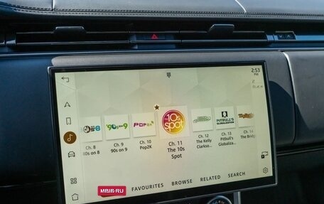 Land Rover Range Rover IV рестайлинг, 2022 год, 18 648 000 рублей, 26 фотография