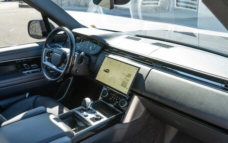 Land Rover Range Rover IV рестайлинг, 2022 год, 18 648 000 рублей, 32 фотография