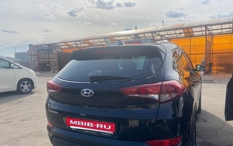 Hyundai Tucson III, 2017 год, 1 950 000 рублей, 2 фотография