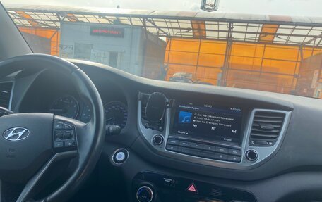 Hyundai Tucson III, 2017 год, 1 950 000 рублей, 9 фотография