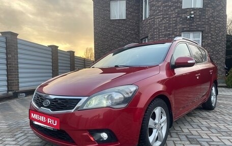 KIA cee'd I рестайлинг, 2011 год, 710 000 рублей, 2 фотография