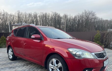 KIA cee'd I рестайлинг, 2011 год, 710 000 рублей, 3 фотография