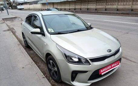 KIA Rio IV, 2018 год, 1 300 000 рублей, 4 фотография
