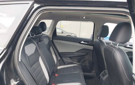 Volkswagen Taos, 2022 год, 1 750 000 рублей, 4 фотография