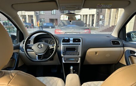 Volkswagen Polo VI (EU Market), 2015 год, 900 000 рублей, 6 фотография