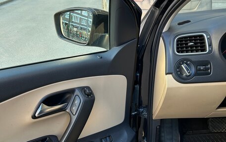 Volkswagen Polo VI (EU Market), 2015 год, 900 000 рублей, 9 фотография