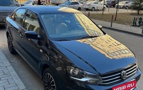 Volkswagen Polo VI (EU Market), 2015 год, 900 000 рублей, 5 фотография