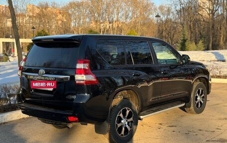 Toyota Land Cruiser Prado 150 рестайлинг 2, 2013 год, 4 090 000 рублей, 6 фотография
