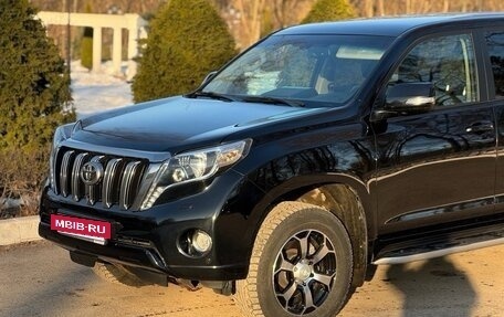 Toyota Land Cruiser Prado 150 рестайлинг 2, 2013 год, 4 090 000 рублей, 12 фотография