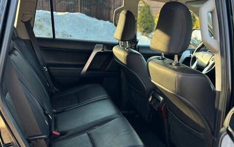 Toyota Land Cruiser Prado 150 рестайлинг 2, 2013 год, 4 090 000 рублей, 21 фотография