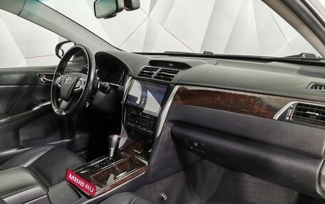 Toyota Camry, 2015 год, 1 765 000 рублей, 13 фотография