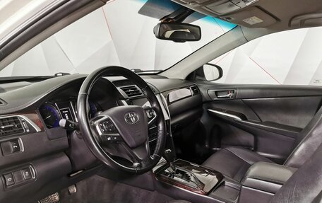 Toyota Camry, 2015 год, 1 765 000 рублей, 19 фотография
