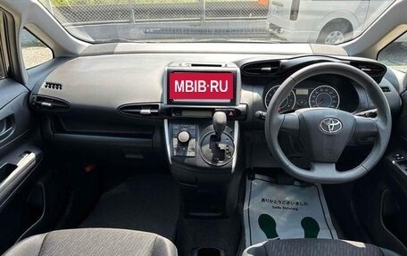 Toyota Wish II, 2011 год, 950 000 рублей, 9 фотография