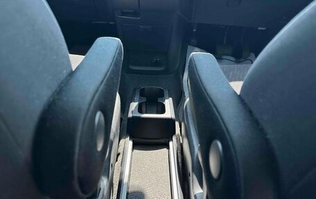 Toyota Wish II, 2011 год, 950 000 рублей, 13 фотография