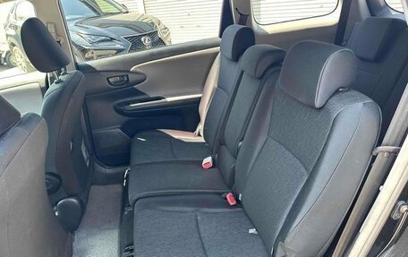 Toyota Wish II, 2011 год, 950 000 рублей, 16 фотография