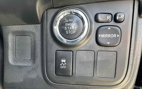 Toyota Wish II, 2011 год, 950 000 рублей, 14 фотография