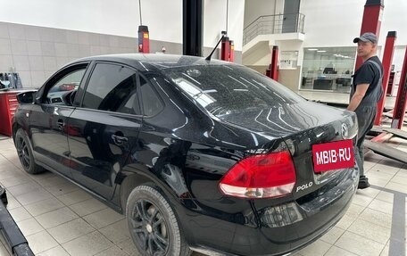 Volkswagen Polo VI (EU Market), 2014 год, 990 000 рублей, 3 фотография