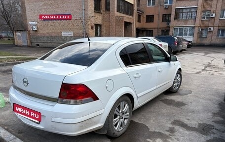 Opel Astra H, 2011 год, 695 000 рублей, 3 фотография
