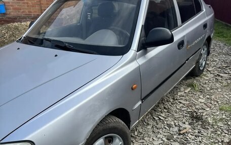 Hyundai Accent II, 2004 год, 245 000 рублей, 1 фотография