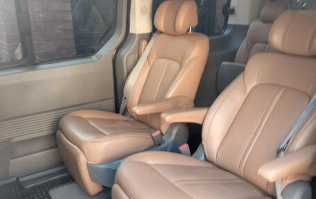 Hyundai Staria, 2022 год, 5 000 000 рублей, 8 фотография