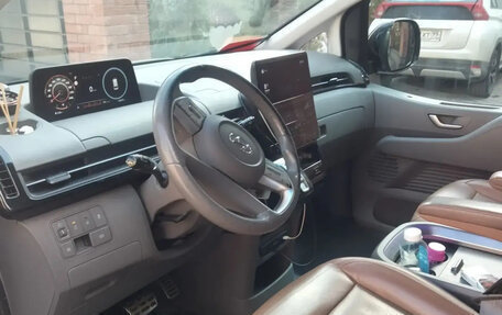 Hyundai Staria, 2022 год, 5 000 000 рублей, 10 фотография