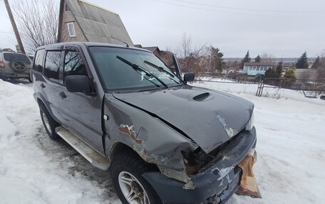 Nissan Terrano II рестайлинг, 2001 год, 270 000 рублей, 5 фотография