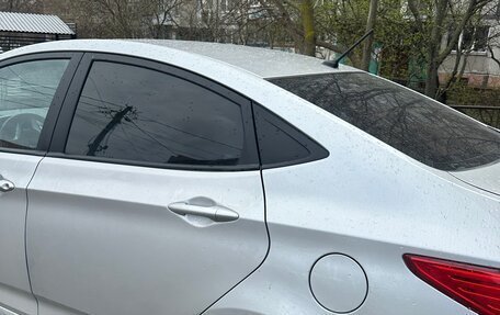 Hyundai Solaris II рестайлинг, 2016 год, 1 150 000 рублей, 15 фотография