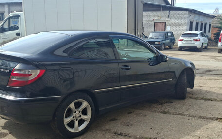 Mercedes-Benz C-Класс, 2007 год, 600 000 рублей, 5 фотография