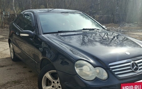 Mercedes-Benz C-Класс, 2007 год, 600 000 рублей, 3 фотография