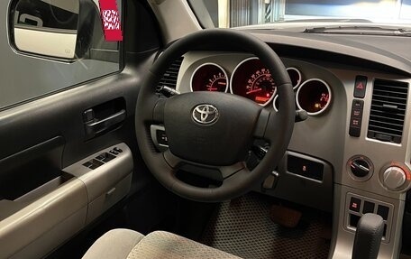Toyota Tundra II, 2007 год, 2 200 000 рублей, 13 фотография