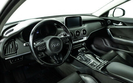 KIA Stinger I, 2018 год, 2 249 898 рублей, 11 фотография