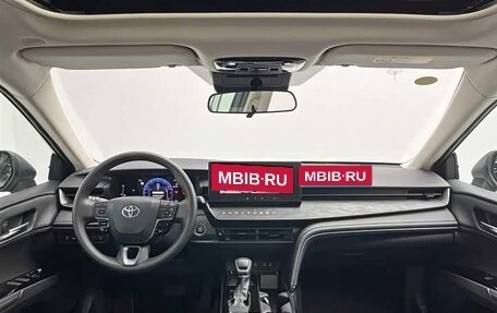 Toyota Camry, 2025 год, 4 660 000 рублей, 13 фотография