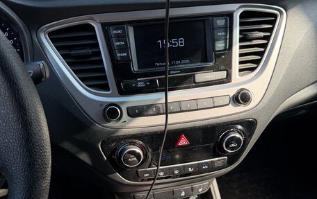 Hyundai Solaris II рестайлинг, 2019 год, 1 500 000 рублей, 11 фотография