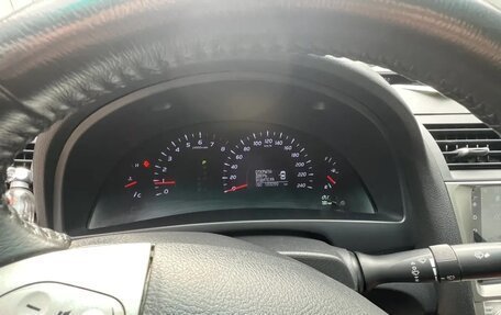 Toyota Camry, 2010 год, 1 150 000 рублей, 17 фотография