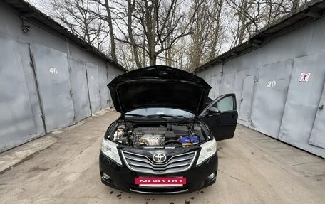 Toyota Camry, 2010 год, 1 150 000 рублей, 18 фотография