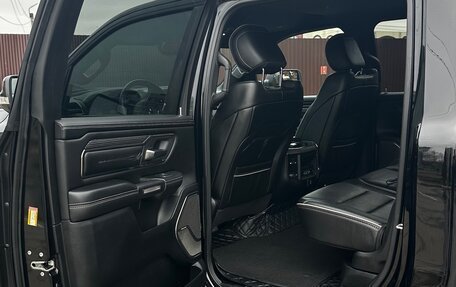 Rambler 1500, 2019 год, 7 000 000 рублей, 21 фотография