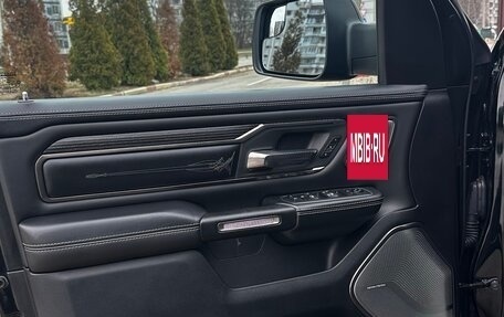 Rambler 1500, 2019 год, 7 000 000 рублей, 14 фотография