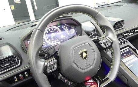 Lamborghini Huracán, 2022 год, 26 000 000 рублей, 14 фотография