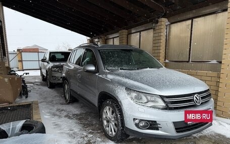 Volkswagen Tiguan I, 2011 год, 1 200 000 рублей, 2 фотография