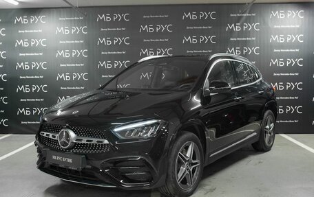 Mercedes-Benz GLA, 2024 год, 6 400 000 рублей, 1 фотография